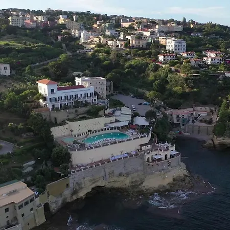 Baia delle Rocce Verdi Resort-2